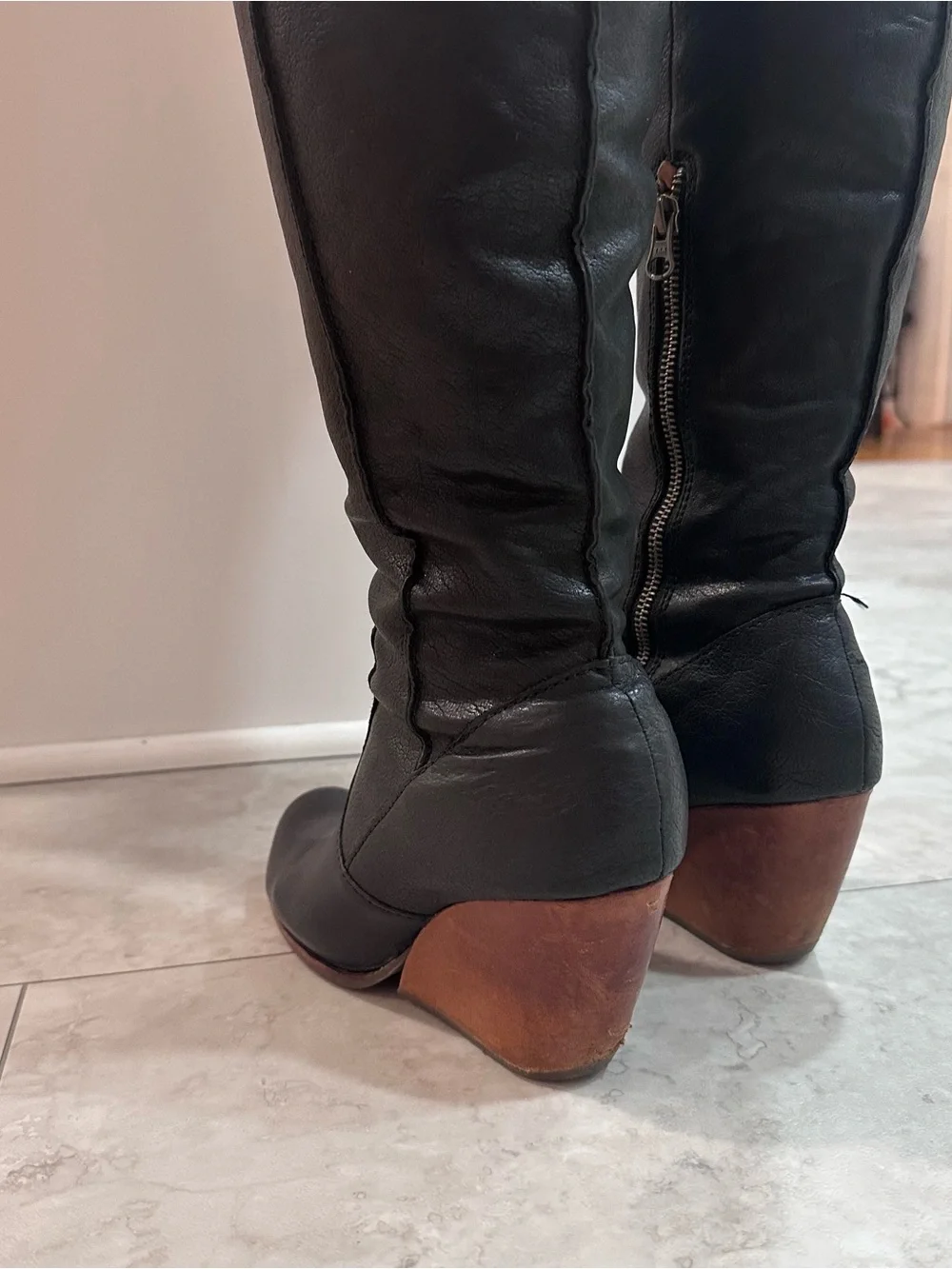 Kork-Ease Women's Black Leather Wedge Knee-High Boots Size 7